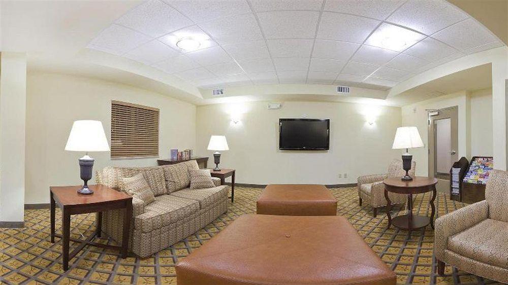 Candlewood Suites Fort Myers/Sanibel Gateway By Ihg Eksteriør billede