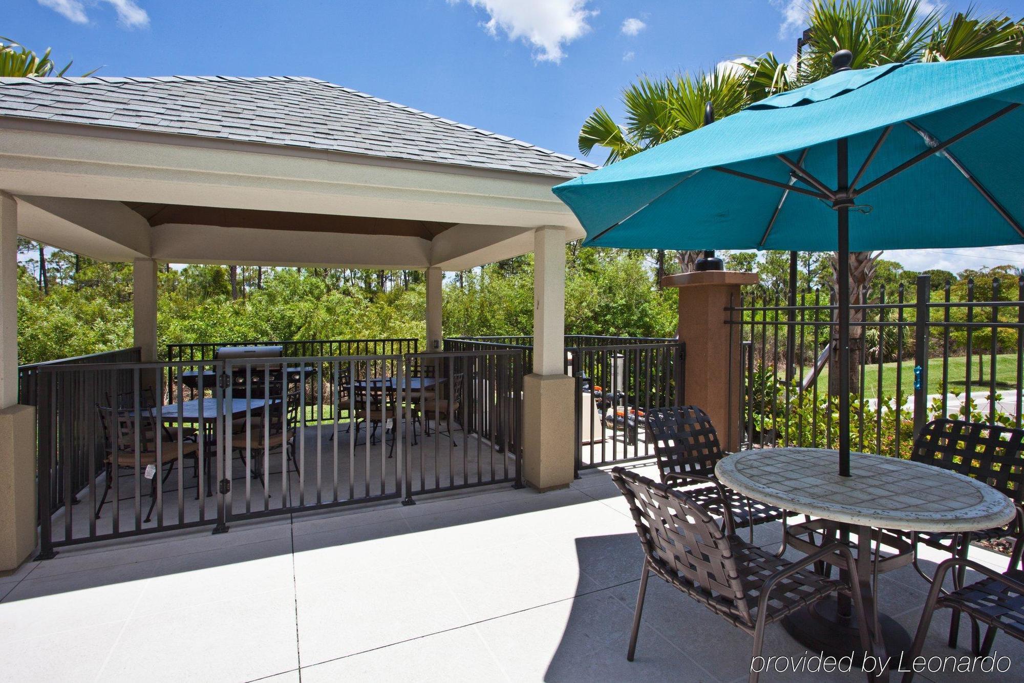 Candlewood Suites Fort Myers/Sanibel Gateway By Ihg Restaurant billede