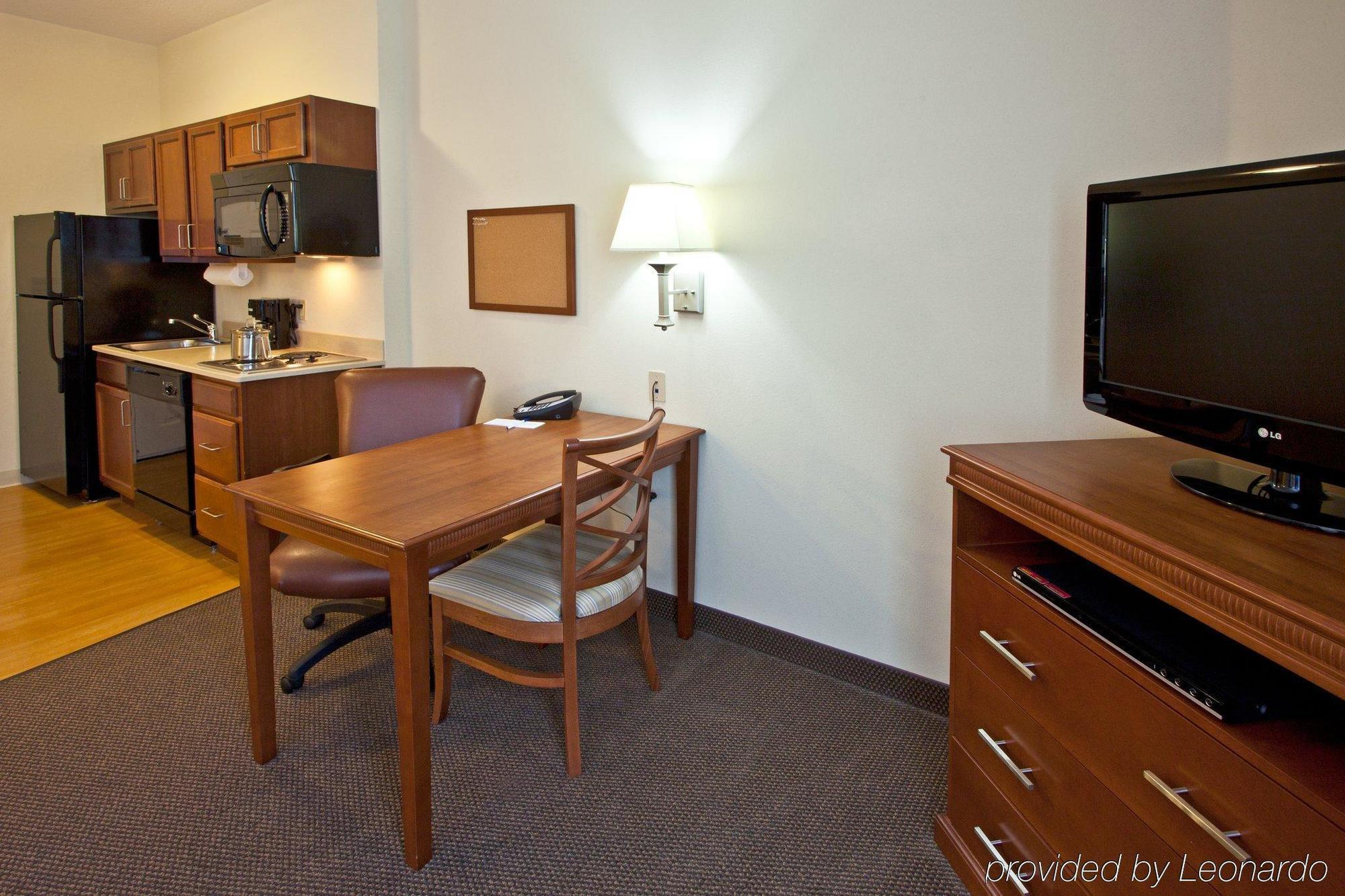 Candlewood Suites Fort Myers/Sanibel Gateway By Ihg Værelse billede