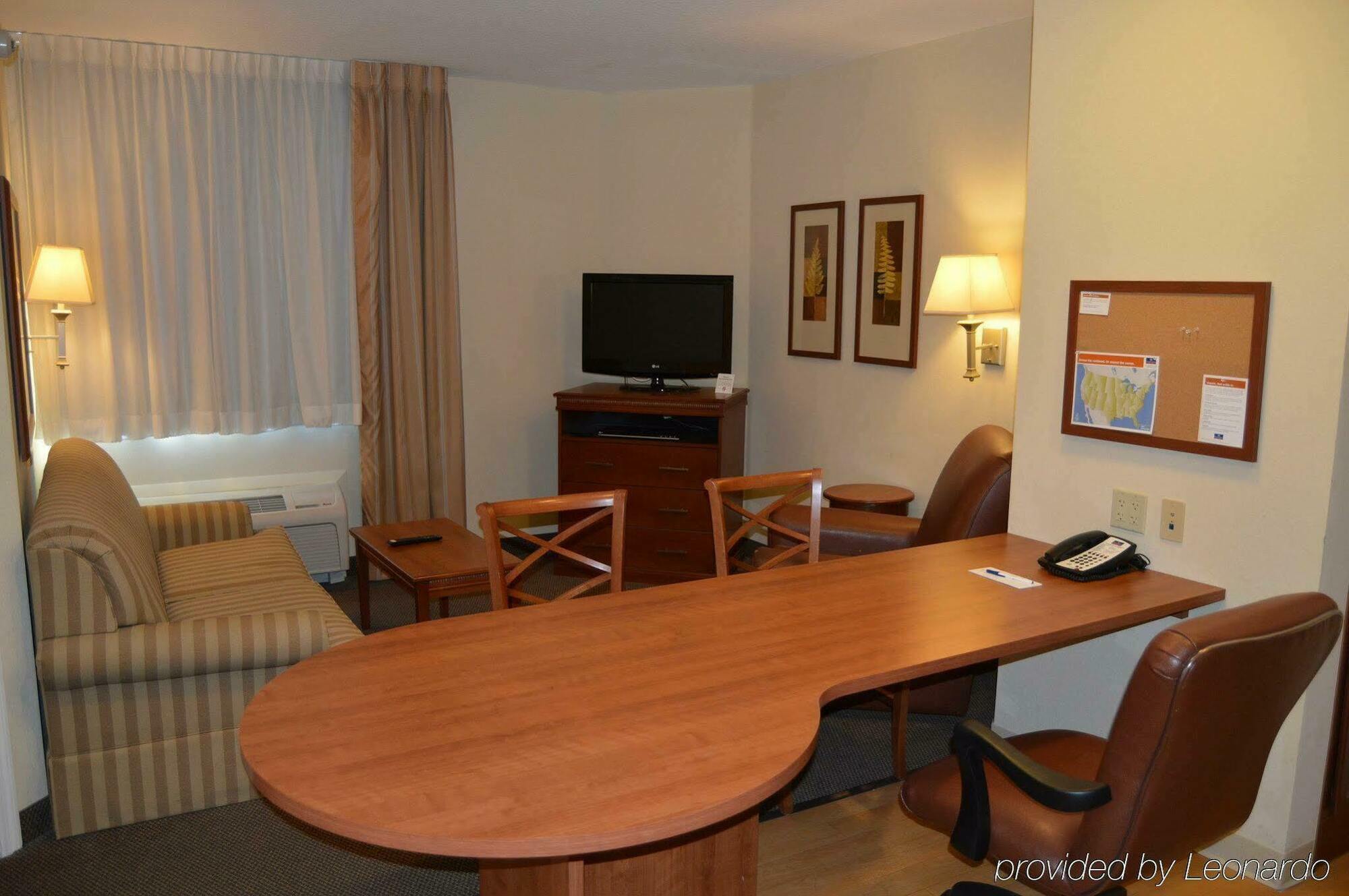 Candlewood Suites Fort Myers/Sanibel Gateway By Ihg Eksteriør billede